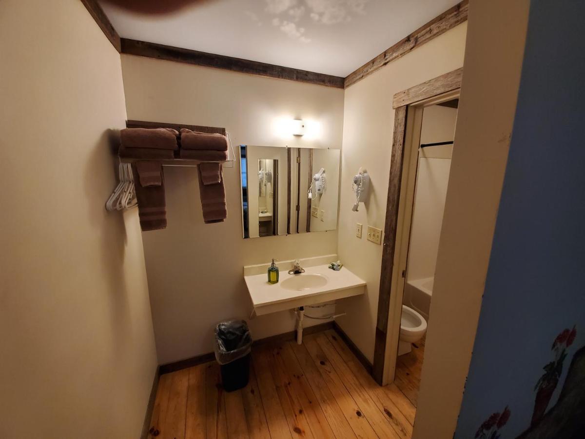 Jamesport Inn מראה חיצוני תמונה