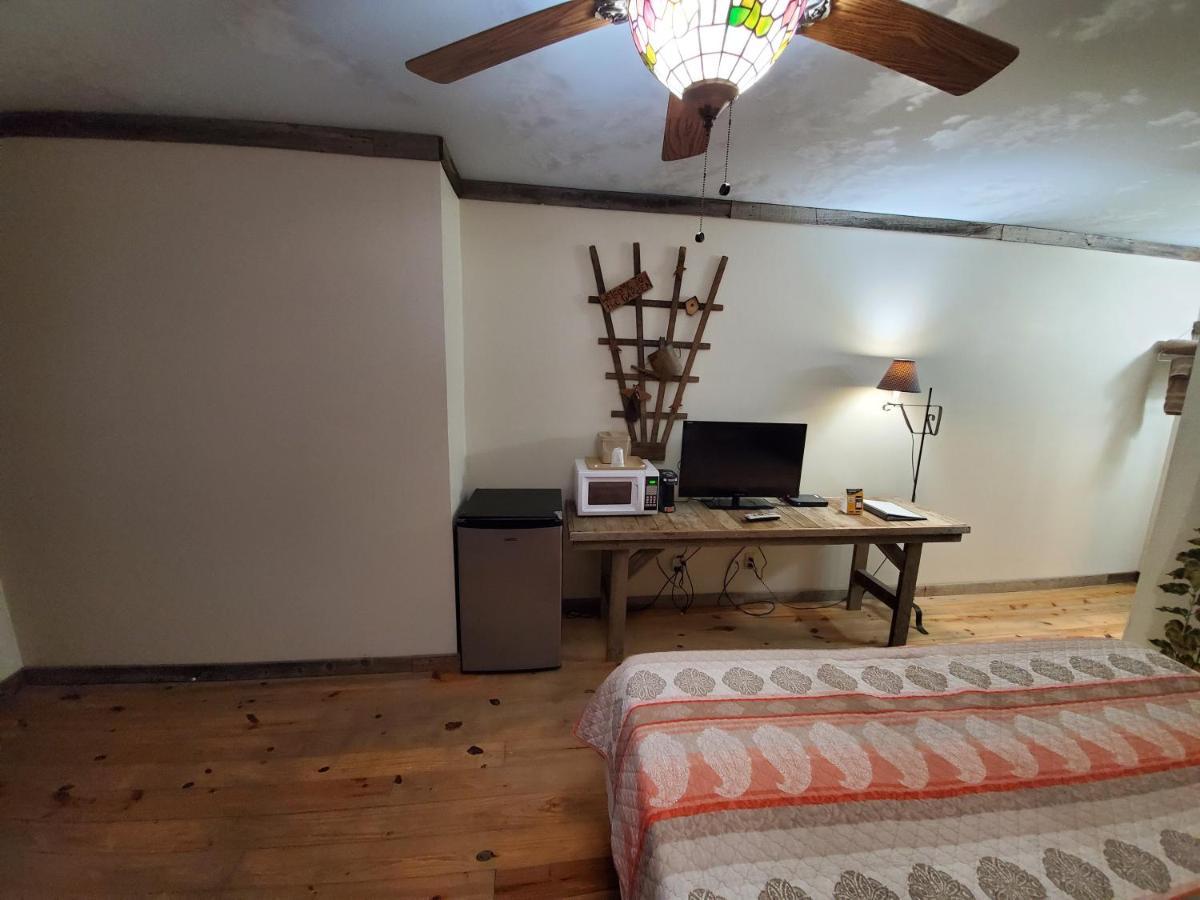 Jamesport Inn מראה חיצוני תמונה