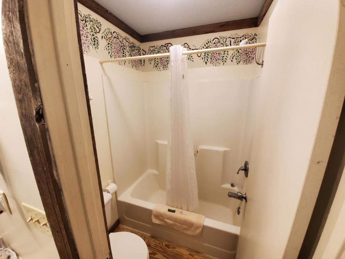 Jamesport Inn מראה חיצוני תמונה